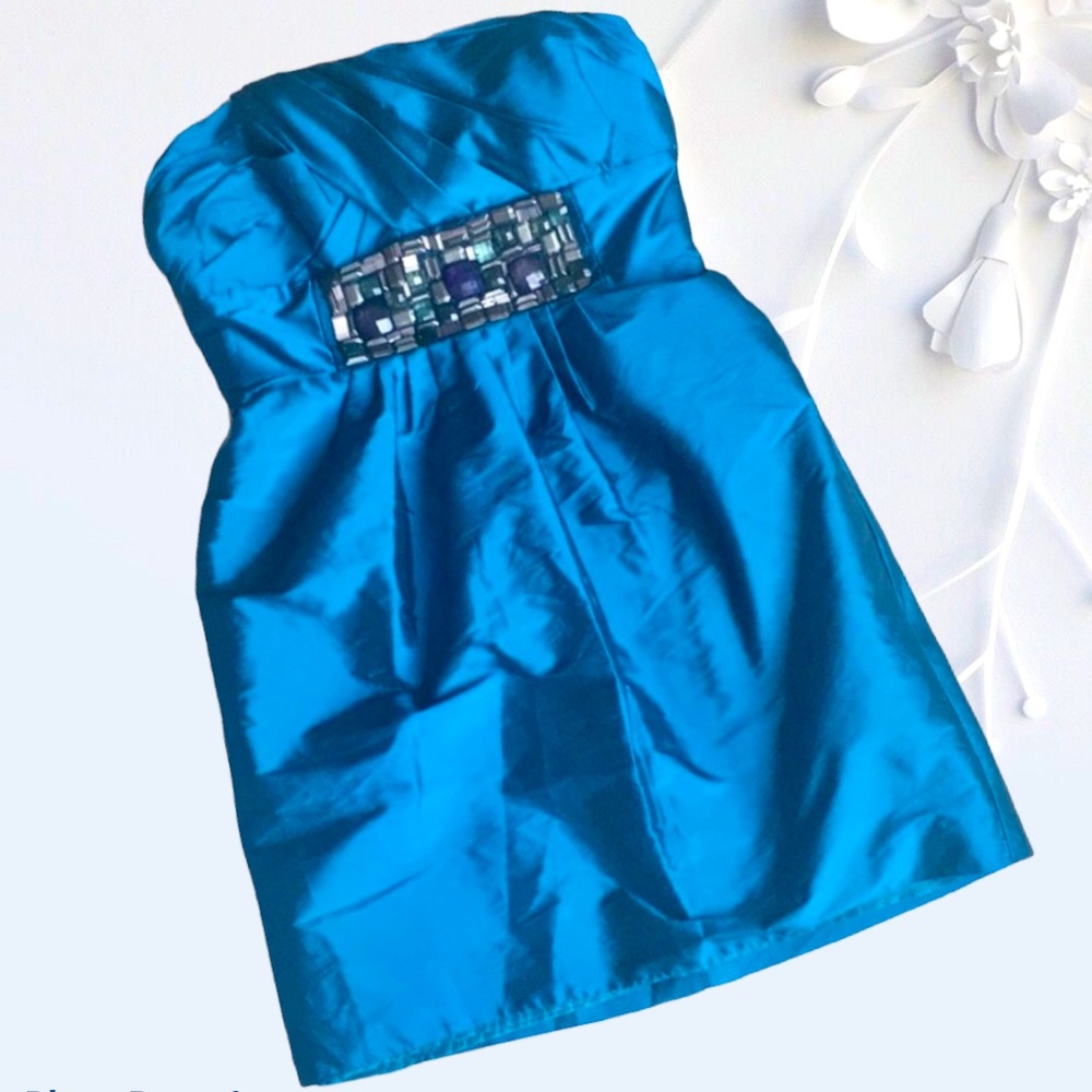 Alexia Admor Teal Jeweled Empire Waist dress